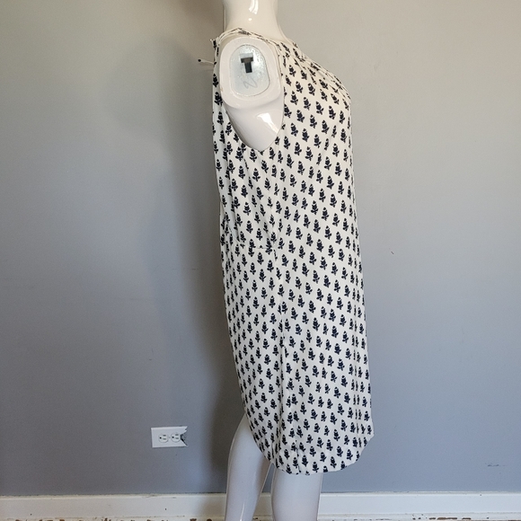 J Crew Silk Swoop Dress in Thistle Print, VGUC, Size 4 - Picture 3 of 9